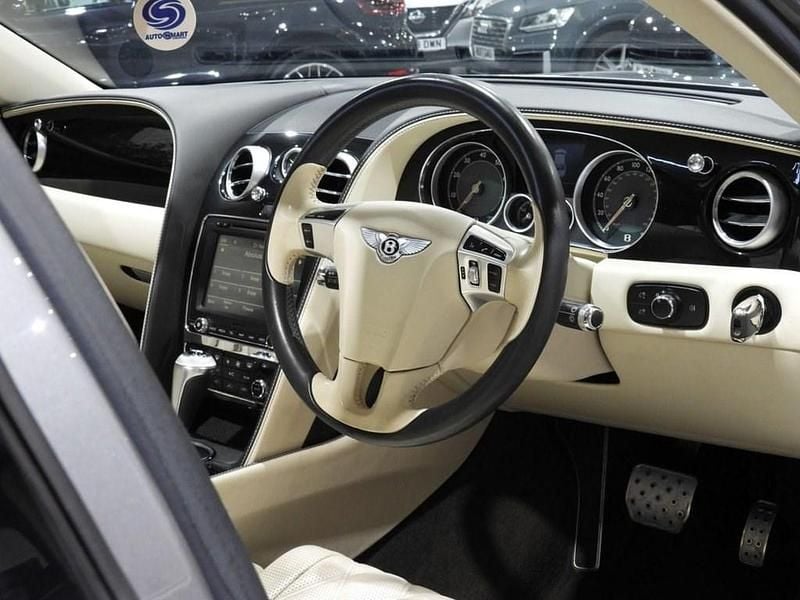 Used Bentley Flying Spur 625 HP (459 kW) 2014 Grey Sedan