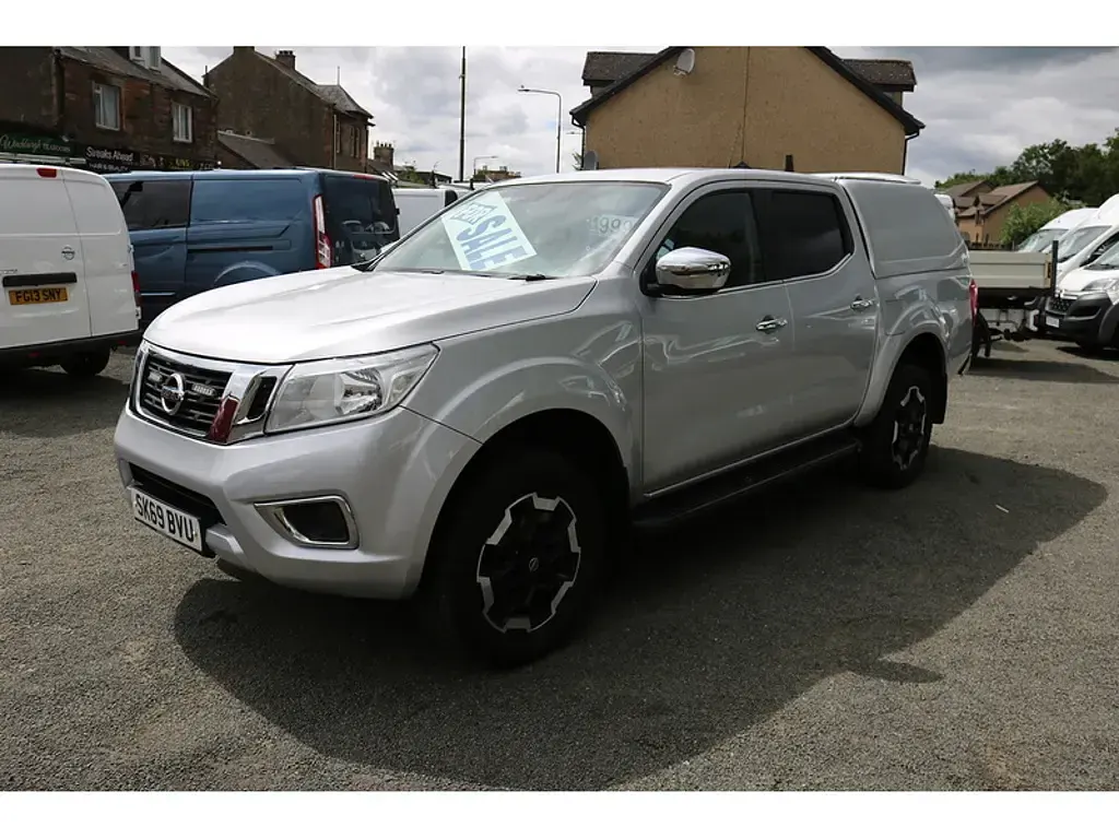 Used Nissan Navara N-Connecta 2019 Silver Pickup