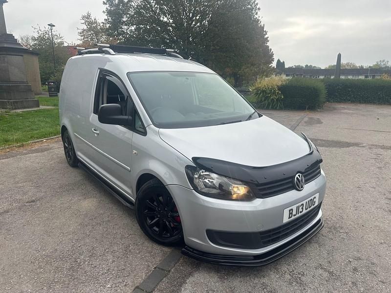 Silver Used 2013 VW Caddy MPV | £4,495 (Good price) - Image 1/4