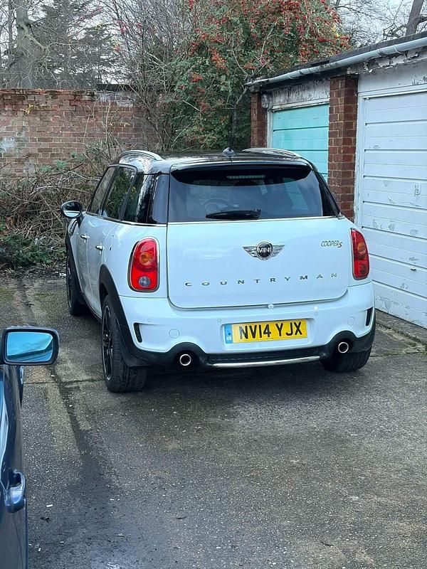 Used Mini Cooper S 2014 White Hatchback