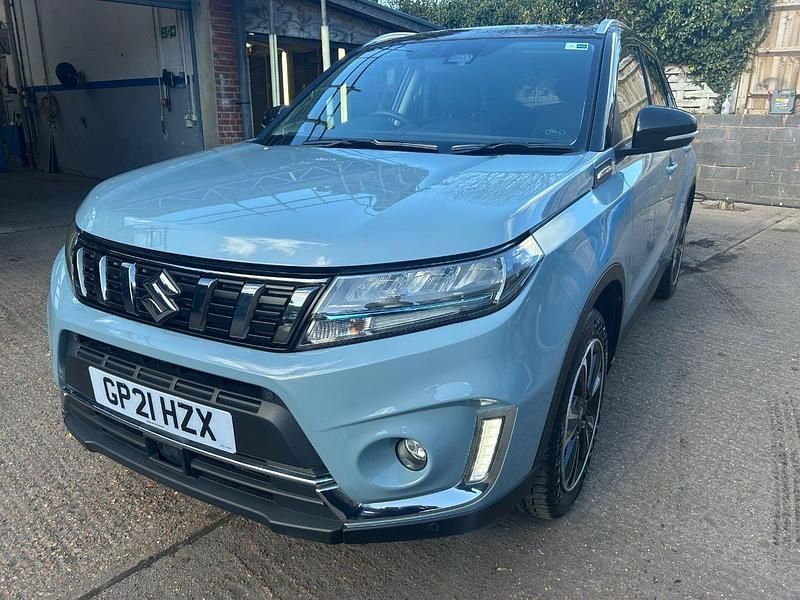 Second-hand Suzuki Vitara SZ5 2021 Albastru SUV