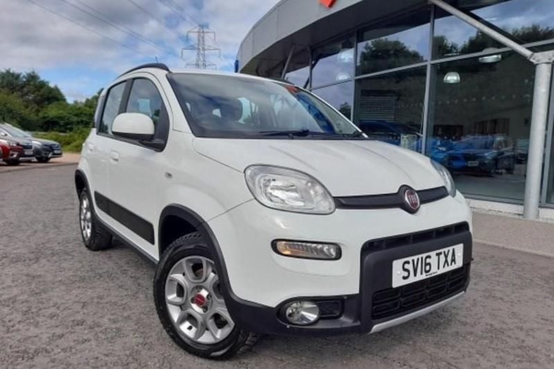 White Used 2016 Fiat Panda 4x4 Hatchback | £7,995 (Fair price) - Image 1/1