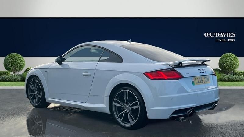 Used Audi TT S-Line 230 HP (169 kW) 2015 White Coupe
