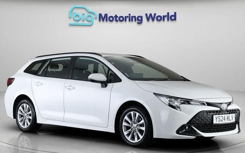 Used Toyota Corolla 140 HP (102 kW) 2026 Estate