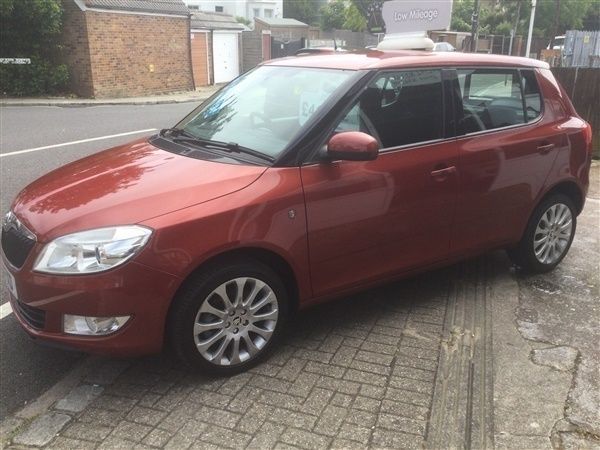 Red Used 2014 Skoda Fabia Elegance Hatchback | £4,995 (Good price) - Image 1/1