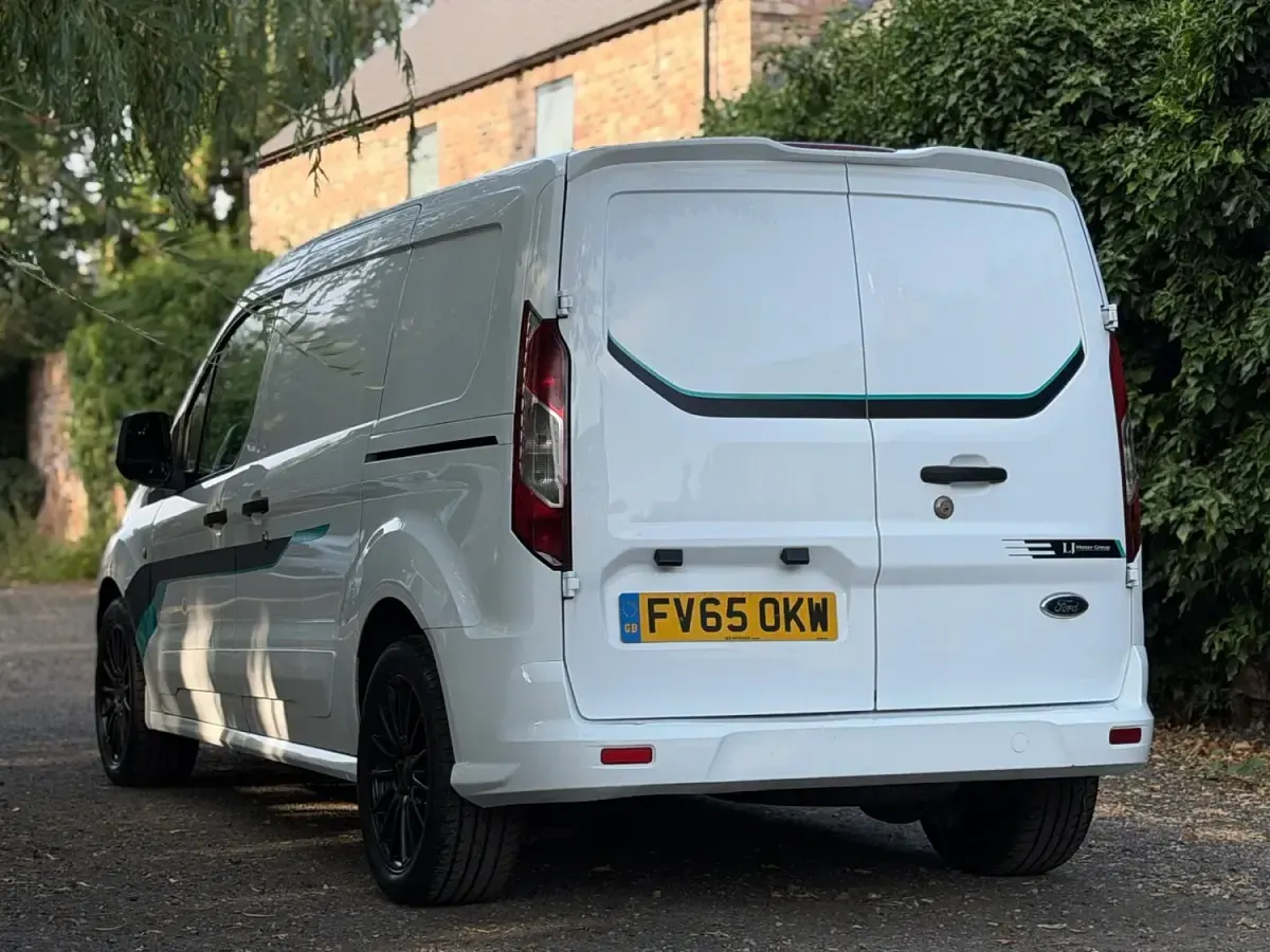 Used Ford Transit 95 HP (69 kW) 2015 White Van