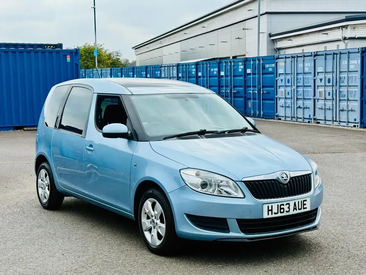 Used Skoda Roomster SE 105 HP (77 kW) 2013 Blue MPV