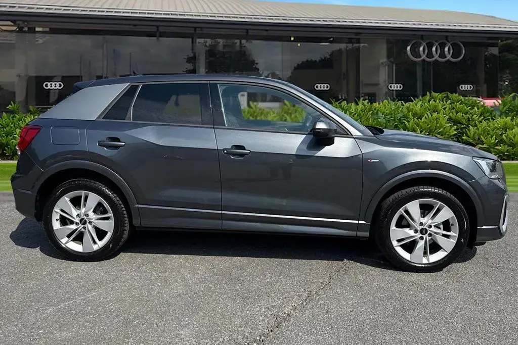 Used Audi Q2 S-Line 150 HP (110 kW) 2025 Grey SUV