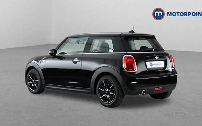 Used Mini Cooper Classic 136 HP (100 kW) 2020 Black Hatchback