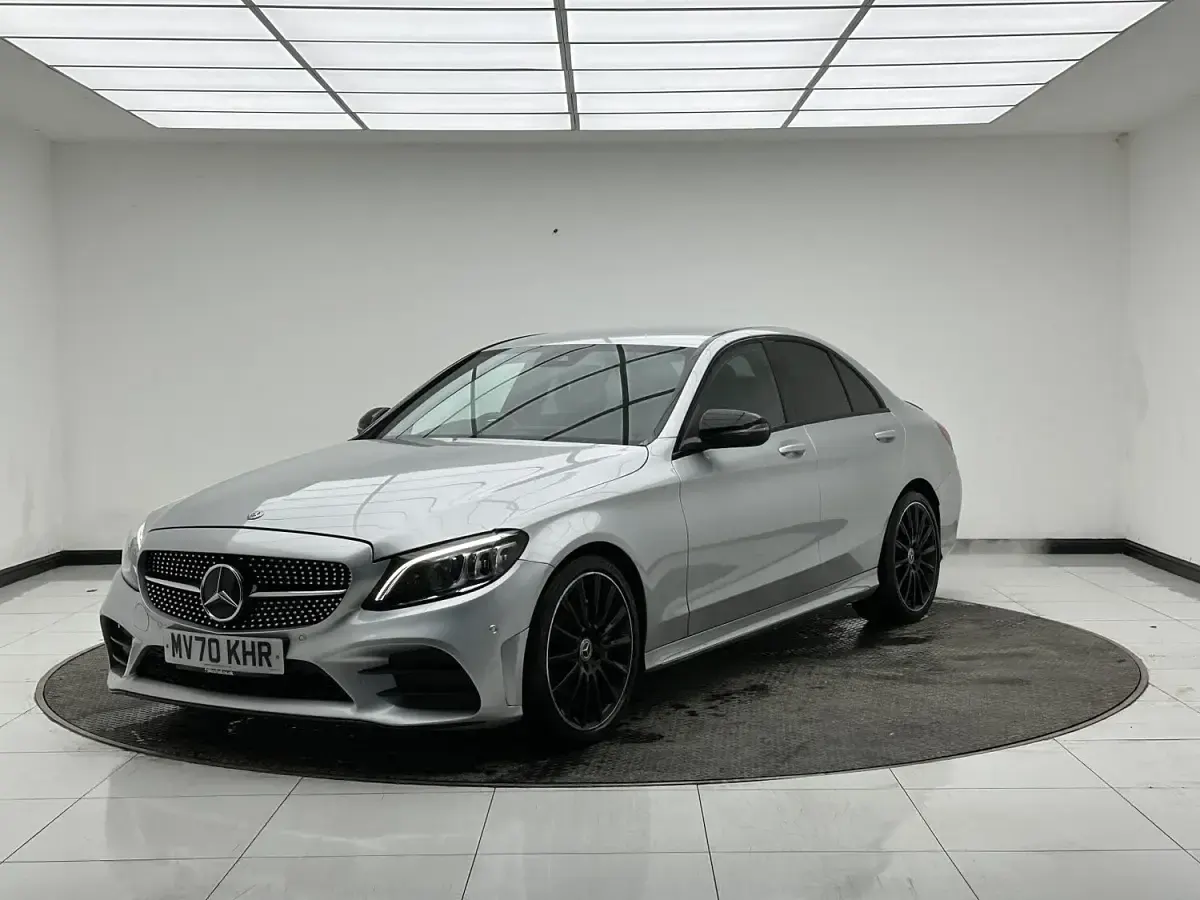 Used Mercedes C220 AMG Line Premium 194 HP (142 kW) 2020 Silver Sedan