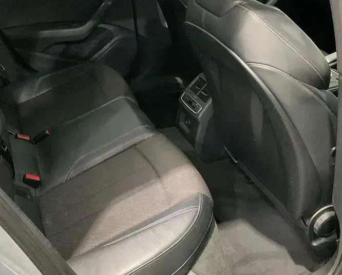 Second-hand Audi A4 S-Line 190 CP (139 kW) 2016 Argintiu Break