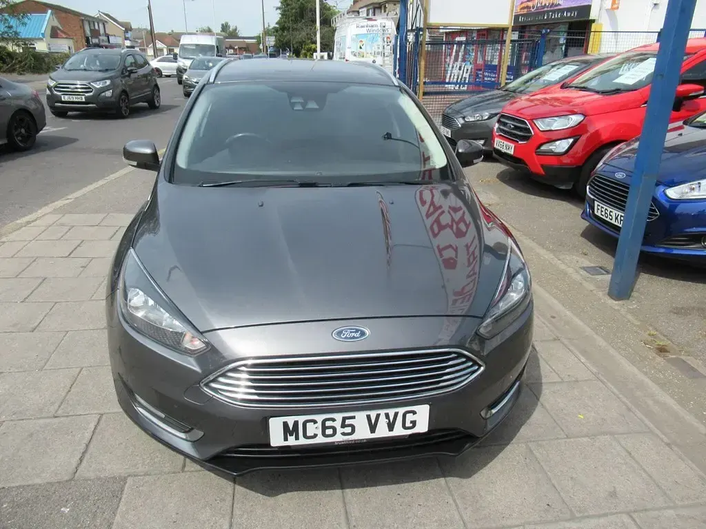 Używany Ford Focus Titanium 125 KM (91 kW) 2016 Szary Kombi