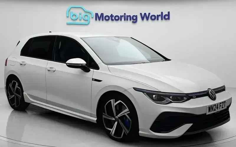 Used VW Golf VIII R 320 HP (235 kW) 2024 Hatchback