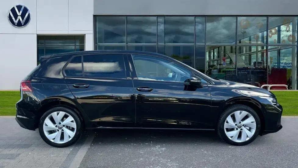Used VW Golf VIII Match 204 HP (150 kW) 2025 Grenadilla black metallic