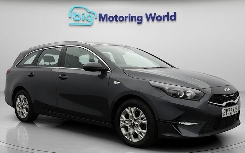 Used 2021 Kia Ceed Sportswagon Estate | £12,200 (Good price) - Image 1/4