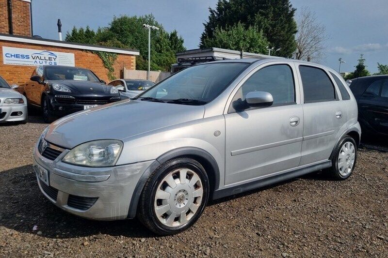 Silver Used 2003 Vauxhall Corsa Design Edition Hatchback | £1,495 (Good price) - Image 1/1