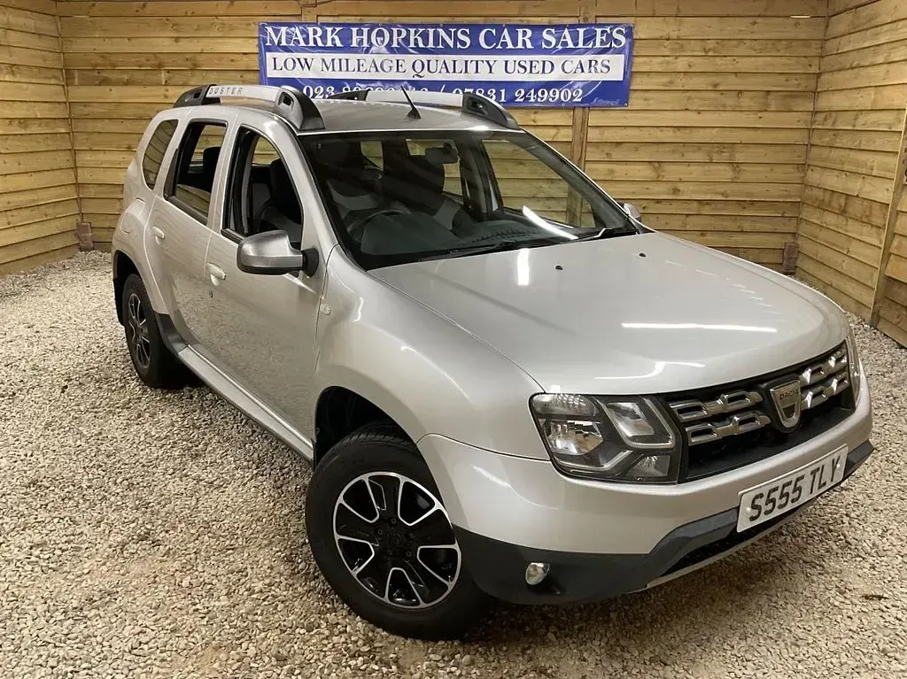 Used Dacia Duster Prestige 110 HP (80 kW) 2017 Silver SUV