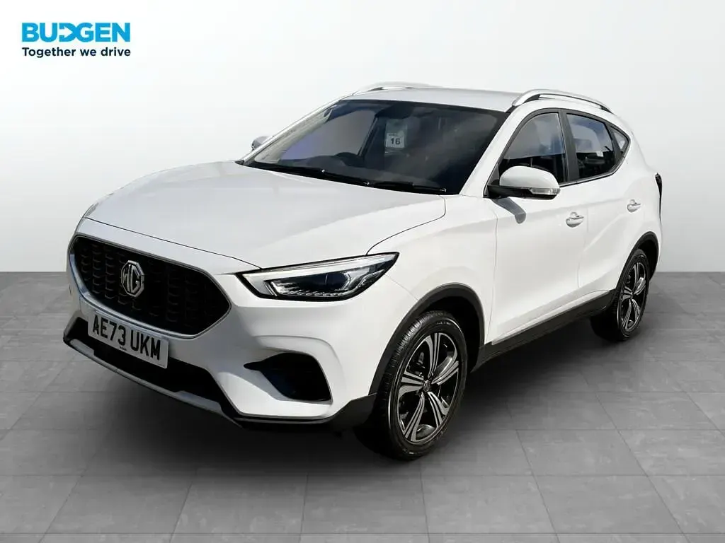 Used MG ZS Excite 106 HP (77 kW) 2023 White SUV