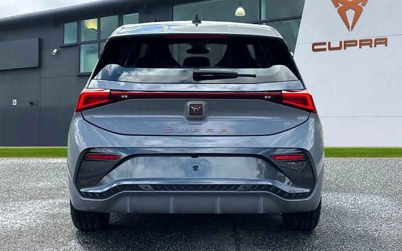 New Cupra Born e-Boost 169 kW (231 HP) 2026 Hatchback