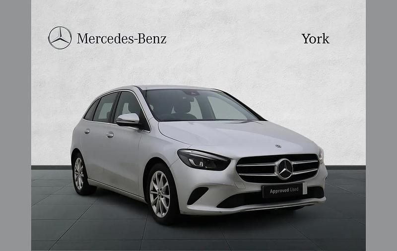 Used Mercedes B180 134 HP (98 kW) 2019 Silver MPV