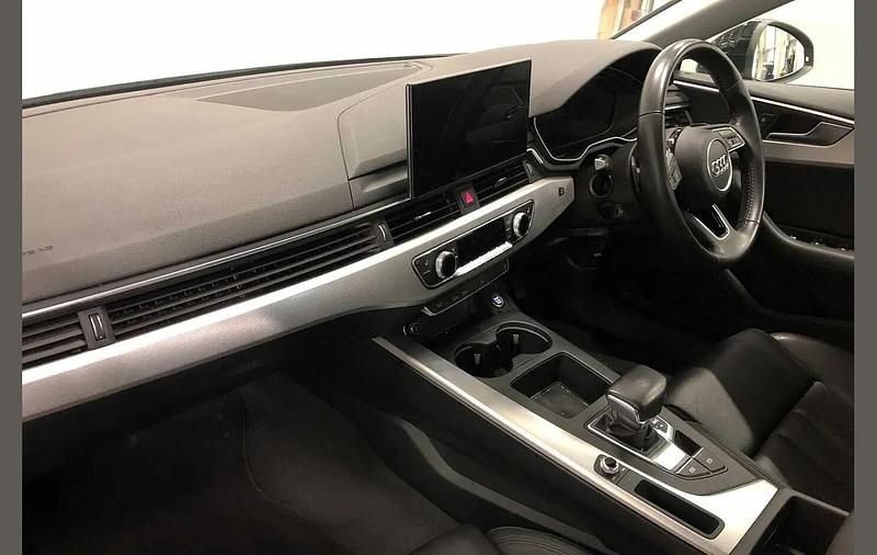 Used Audi A5 Sportback Sport 163 HP (119 kW) 2020 Black Hatchback