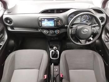 Used Toyota Yaris Design 2017 Red Hatchback