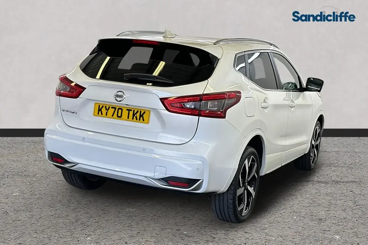 Used Nissan Qashqai Tekna+ 140 HP (102 kW) 2020 White SUV