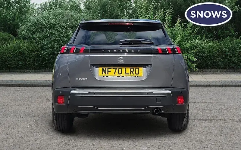 Used Peugeot 2008 Allure Premium 101 HP (74 kW) 2022 SUV