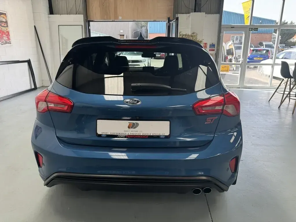 Used Ford Focus ST 190 HP (139 kW) 2019 Blue Hatchback