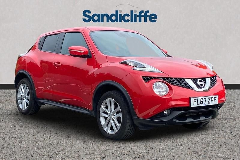 Red Used 2017 Nissan Juke N-Connecta SUV | £7,725 (Fair price) - Image 1/4