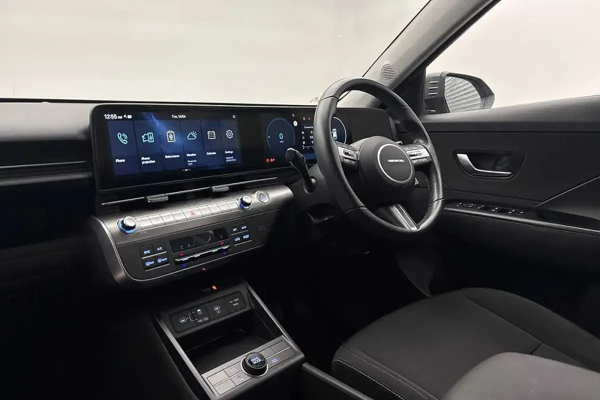 Used Hyundai Kona Advanced 160 kW (218 HP) 2024 Grey SUV