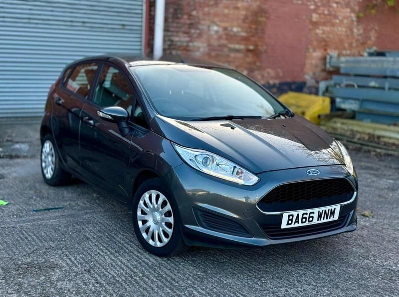 Grey Used 2017 Ford Fiesta Style Hatchback | £2,995 (Fair price) - Image 1/4
