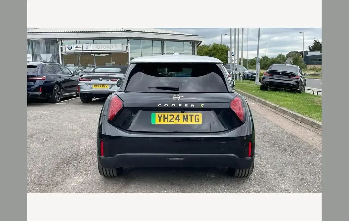 Used Mini Cooper Exclusive 160 kW (218 HP) 2024 Black Hatchback