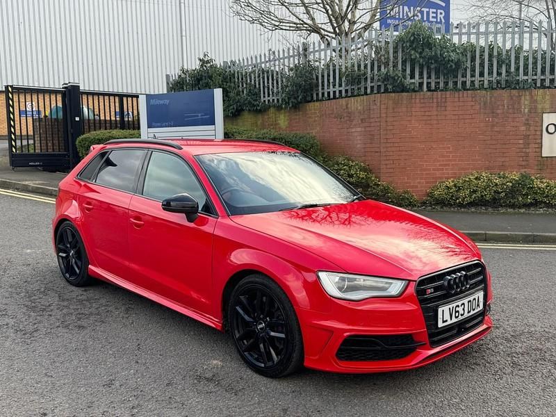 Used Audi S3 Sportback 300 HP (220 kW) 2013 Red Hatchback