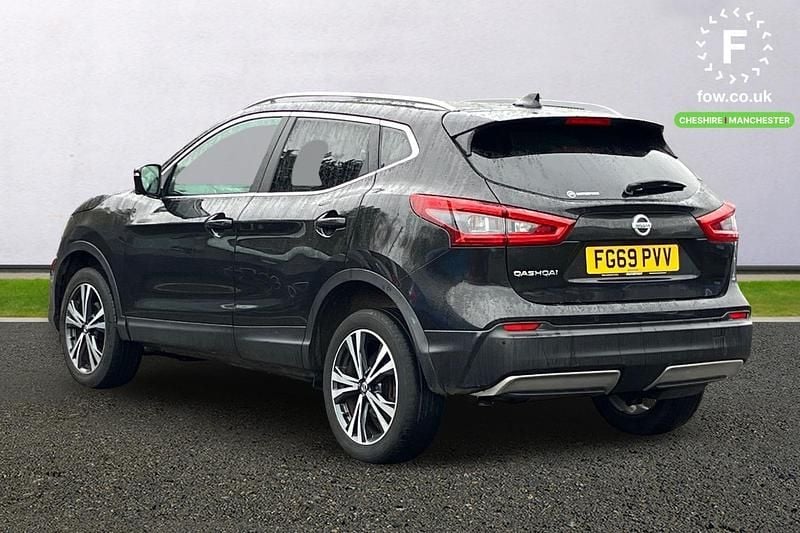 Used Nissan Qashqai N-Connecta 150 HP (110 kW) 2019 Black SUV