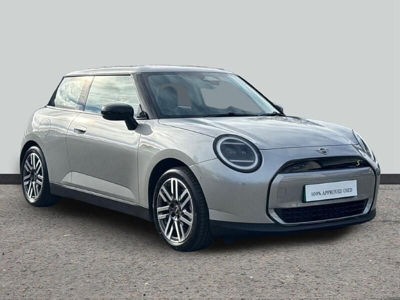 Used Mini Cooper SE Hatch 158 kW (215 HP) 2024 Silver Hatchback