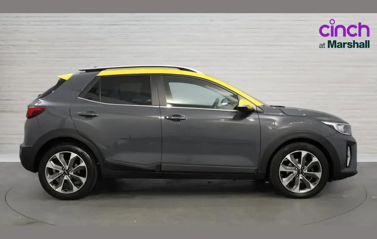 Used Kia Stonic 99 HP (72 kW) 2023 Grey SUV
