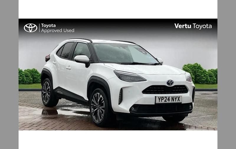 Used Toyota Yaris Cross 113 HP (83 kW) 2024 White SUV