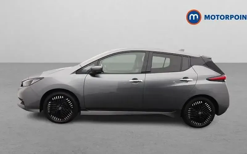 Used Nissan Leaf Tekna 110 kW (150 HP) 2025 Hatchback
