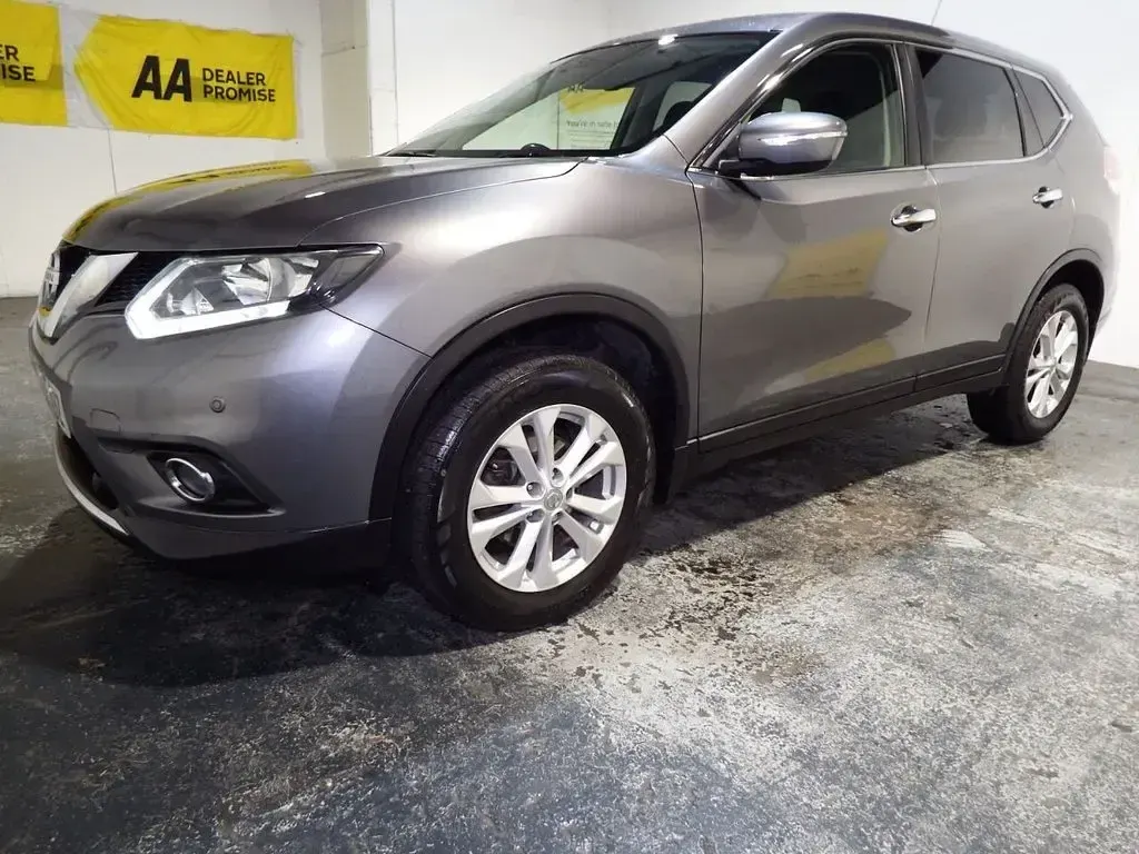 Used Nissan X-Trail Acenta 163 HP (119 kW) 2016 Grey SUV