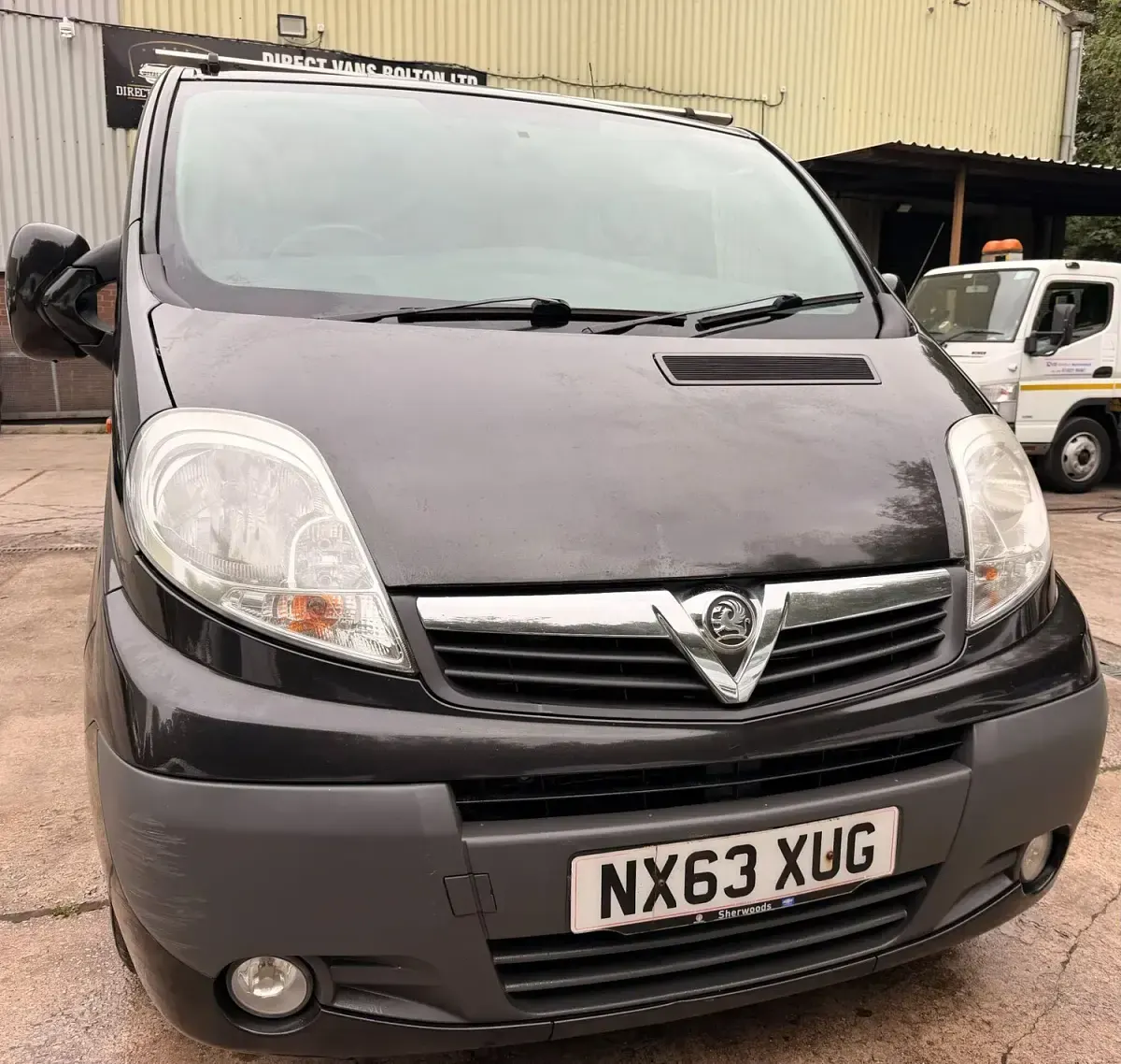Used Vauxhall Vivaro Sportive 115 HP (84 kW) 2013 Black MPV