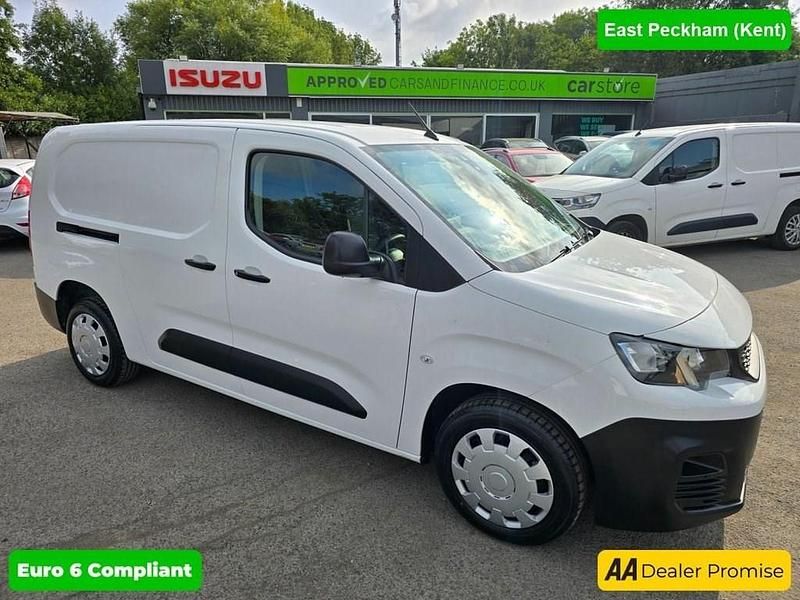 Used Peugeot Partner 2021 White MPV