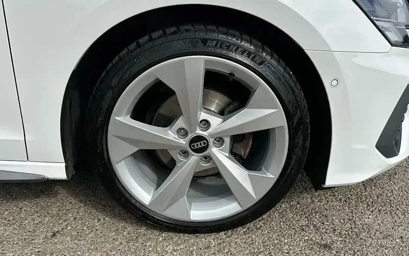 Used Audi A3 Sportback S-Line 150 HP (110 kW) 2022 White Hatchback