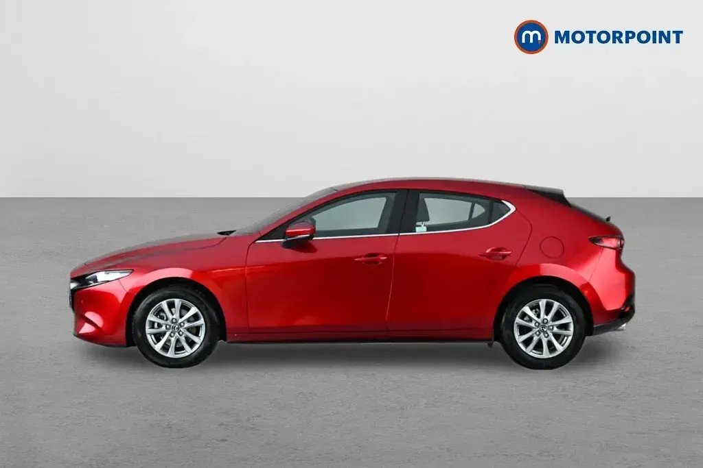 Used Mazda 3 186 HP (136 kW) 2022 Red Hatchback