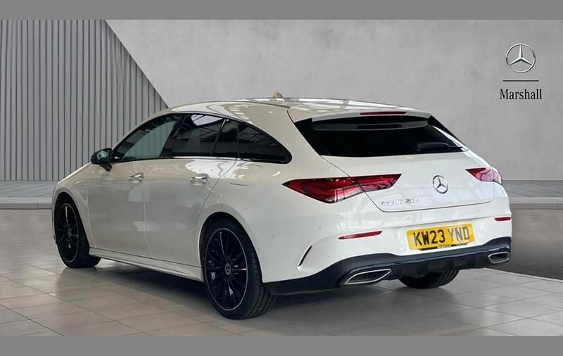 Used Mercedes CLA220 Shooting Brake AMG Line Premium Plus 187 HP (137 kW) 2023 White Estate