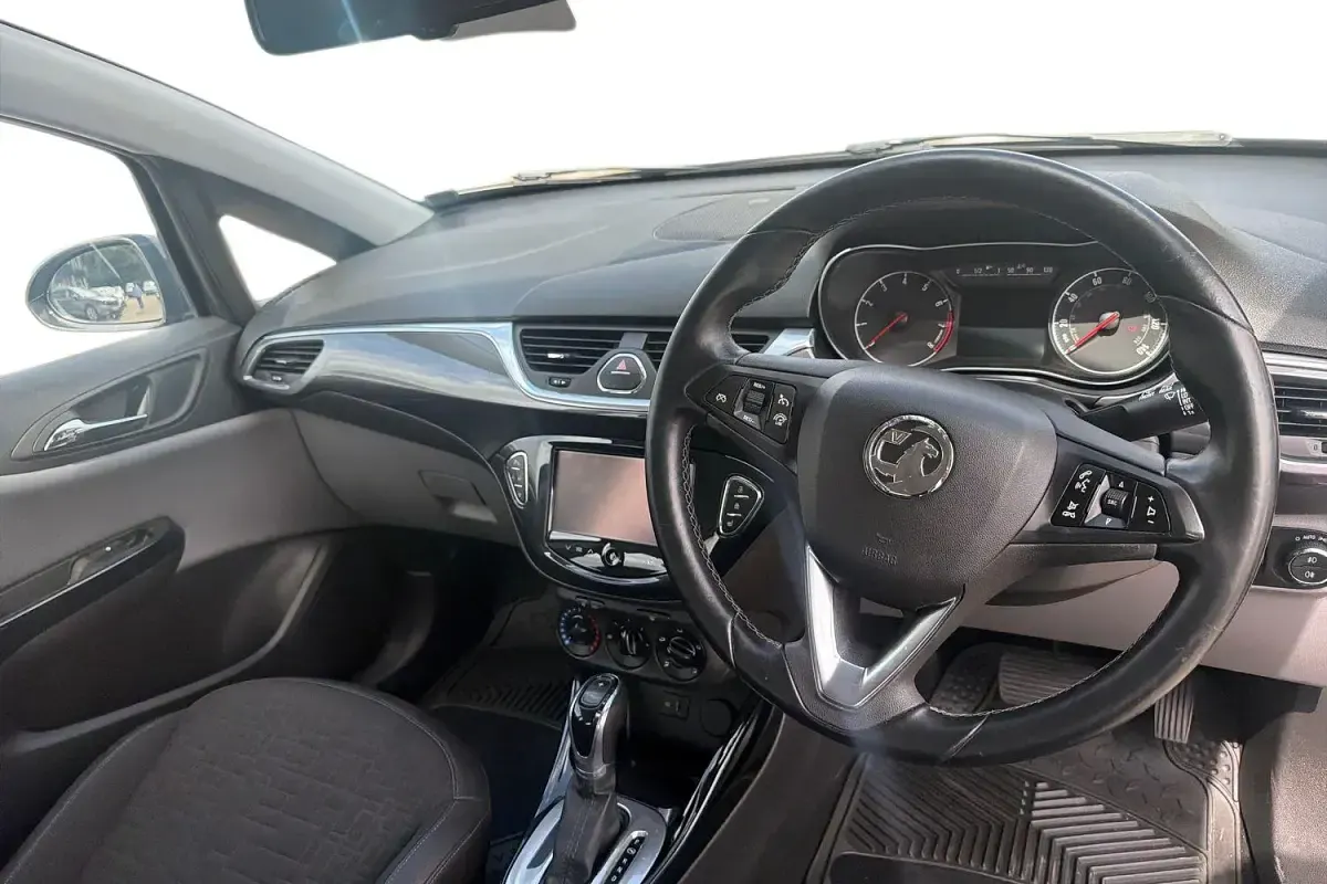 Used Vauxhall Corsa 90 HP (66 kW) 2015 Grey Hatchback