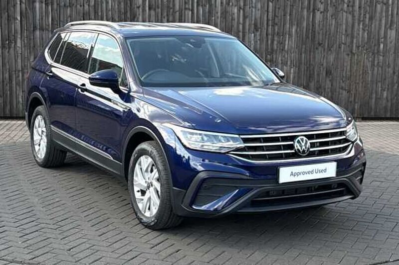 Used 2024 VW Tiguan Allspace Life SUV | £28,299 (Super price) - Image 1/4