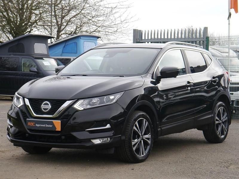 Used Nissan Qashqai N-Connecta 160 HP (117 kW) 2019 Black SUV