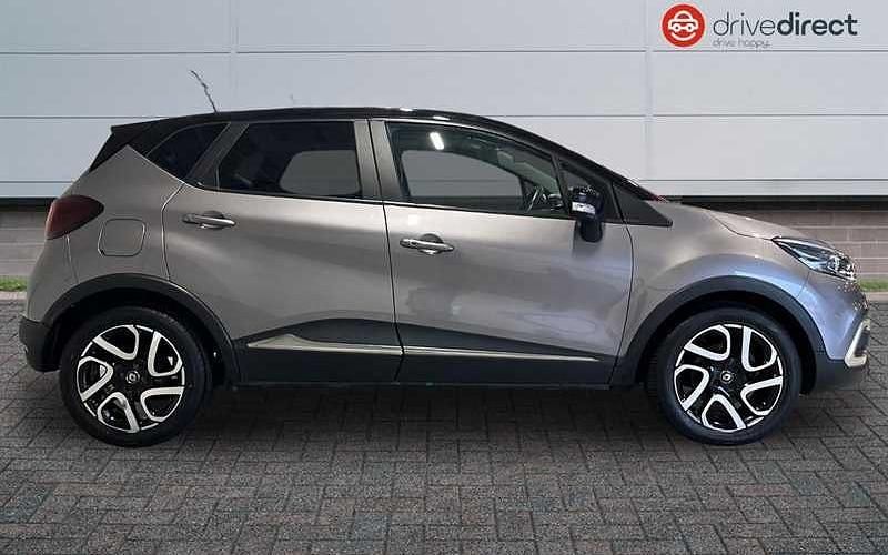 Used Renault Captur Iconic 90 HP (66 kW) 2019 Grey/black SUV