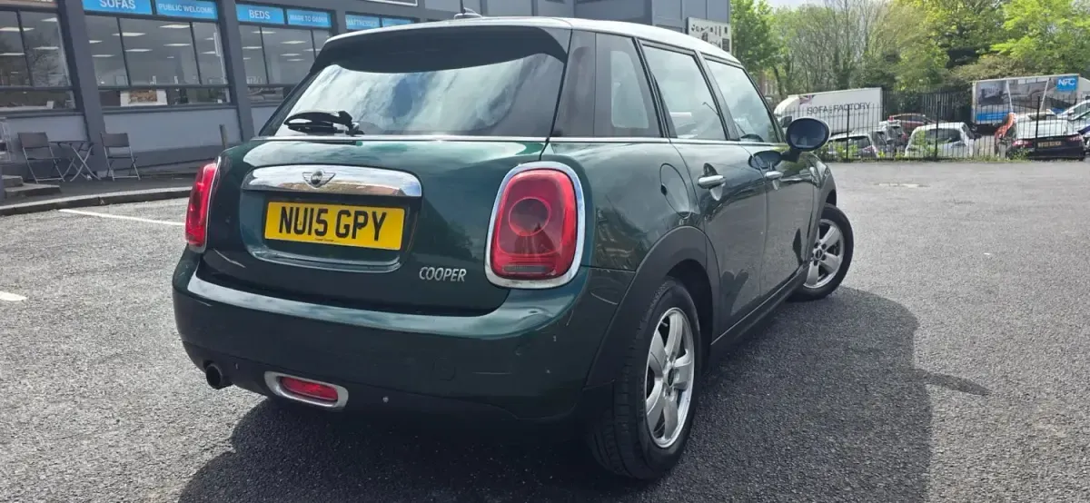Używany Mini Cooper Hatch 2015 Zielony Hatchback